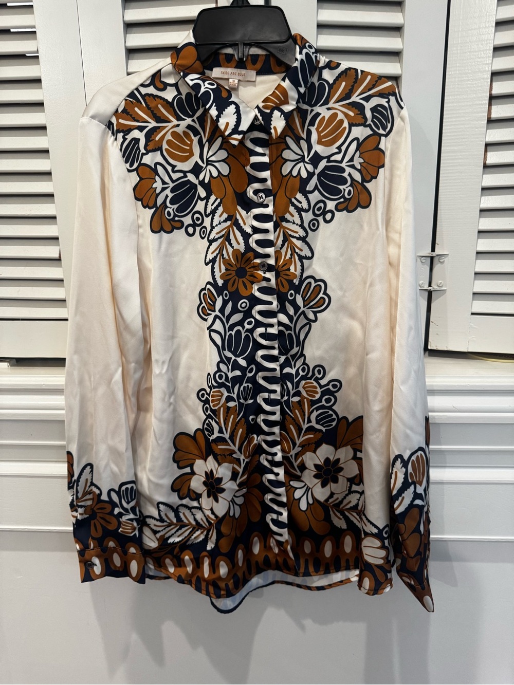 Skies Are Blue Cream Button-Down Blouse with Navy & Brown Floral Accents